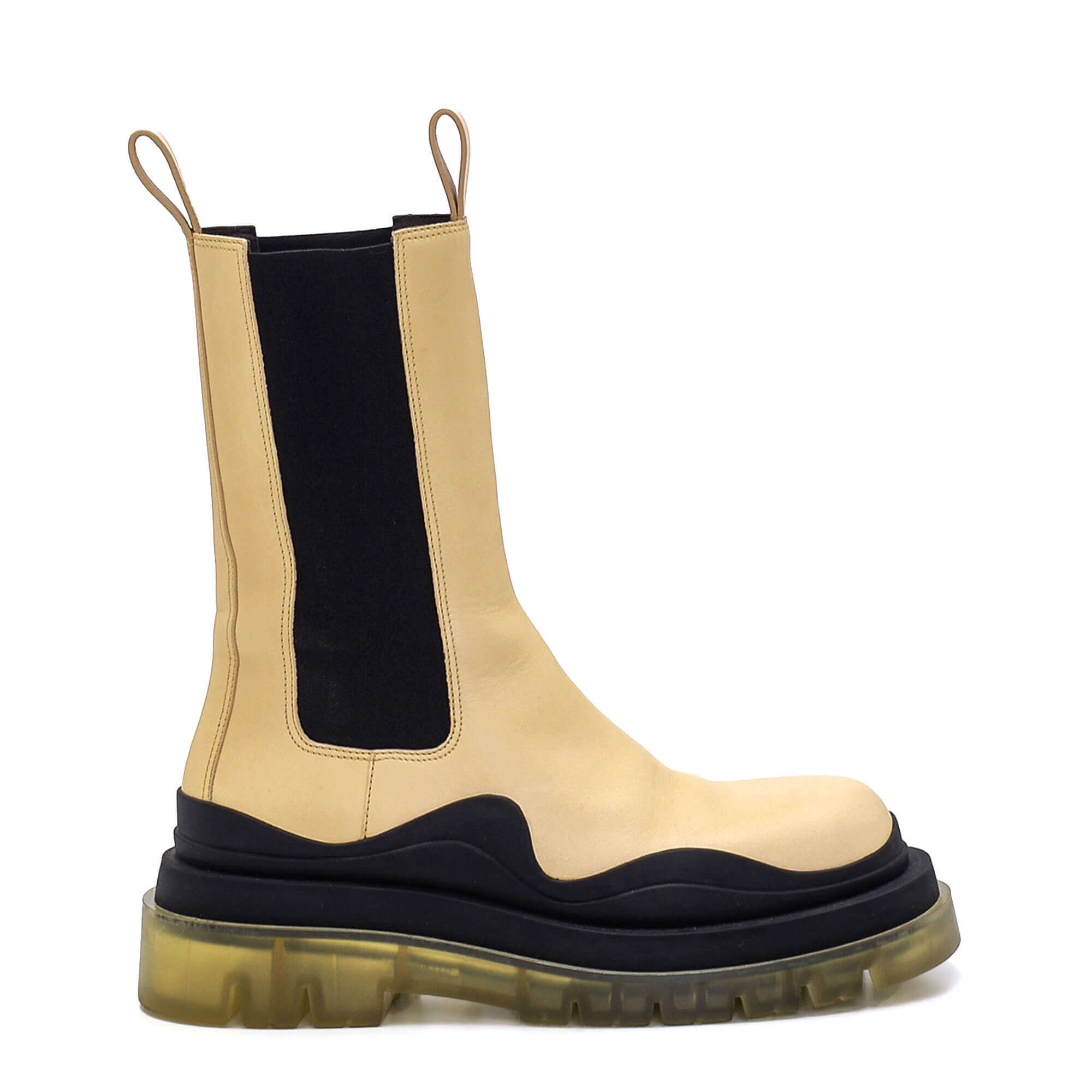 Bottega Veneta - Butter Leather BV Tire Chelsea Boots